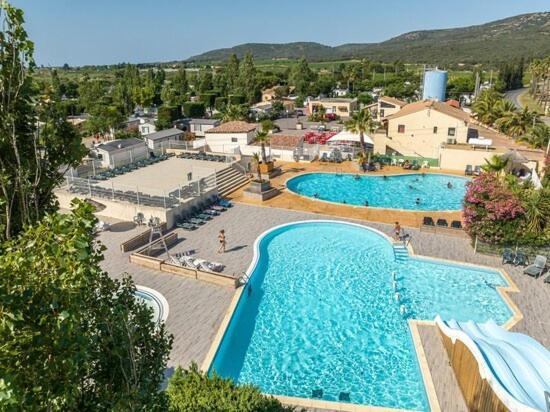 Mobilhome Au Camping Les Salins De La Gardiole Ex Camping Europe فيك- لا-غارديول المظهر الخارجي الصورة